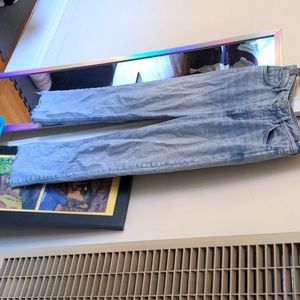 High waisted light colored mom jeans size: 4 made in Turkey